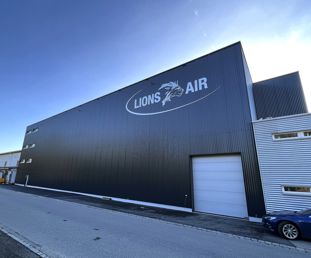 Bern Lions Air Jubiliert Mit Neuem Hangar Sky News