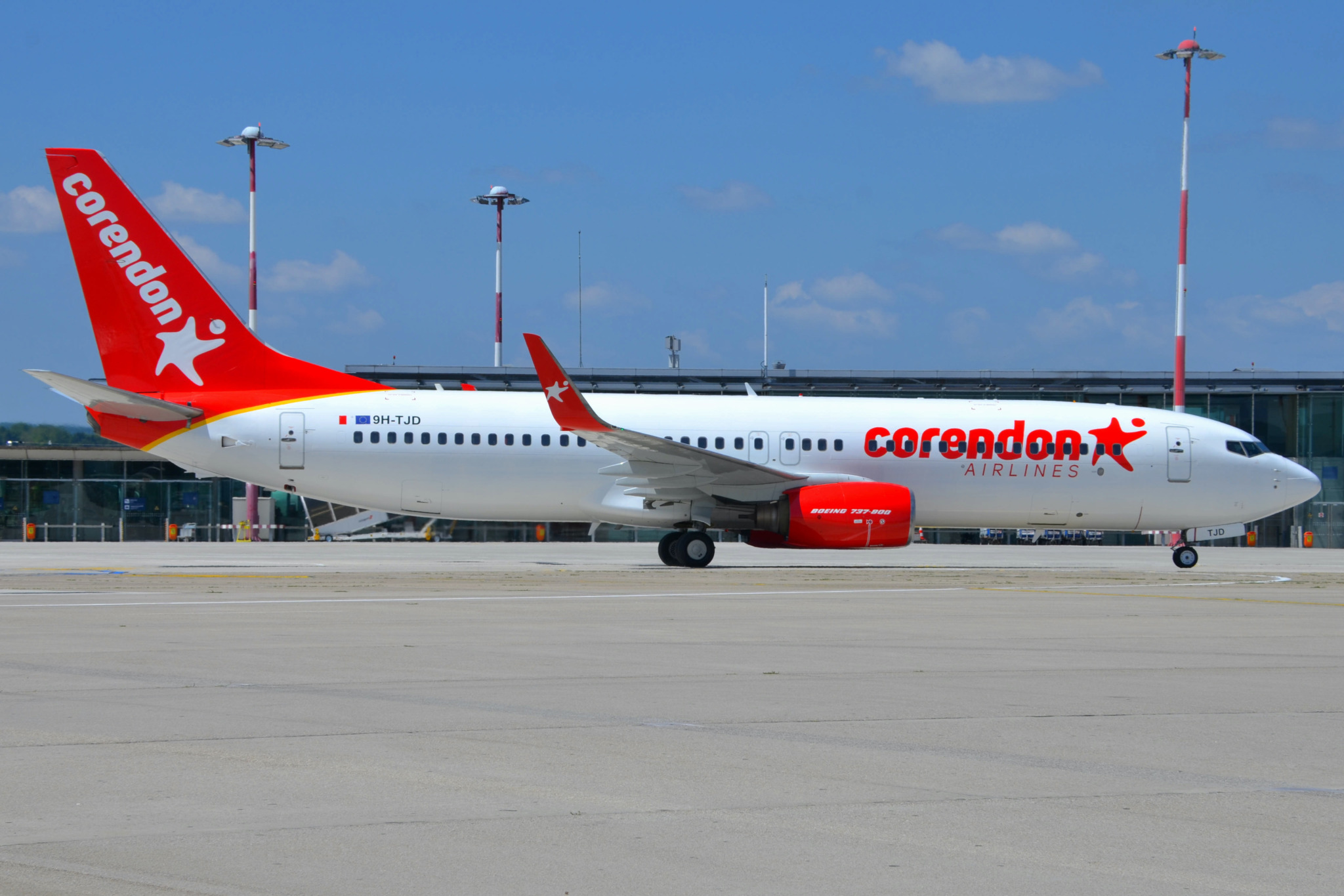 Corendon Airlines Neu Mit Basler Basis - Sky News